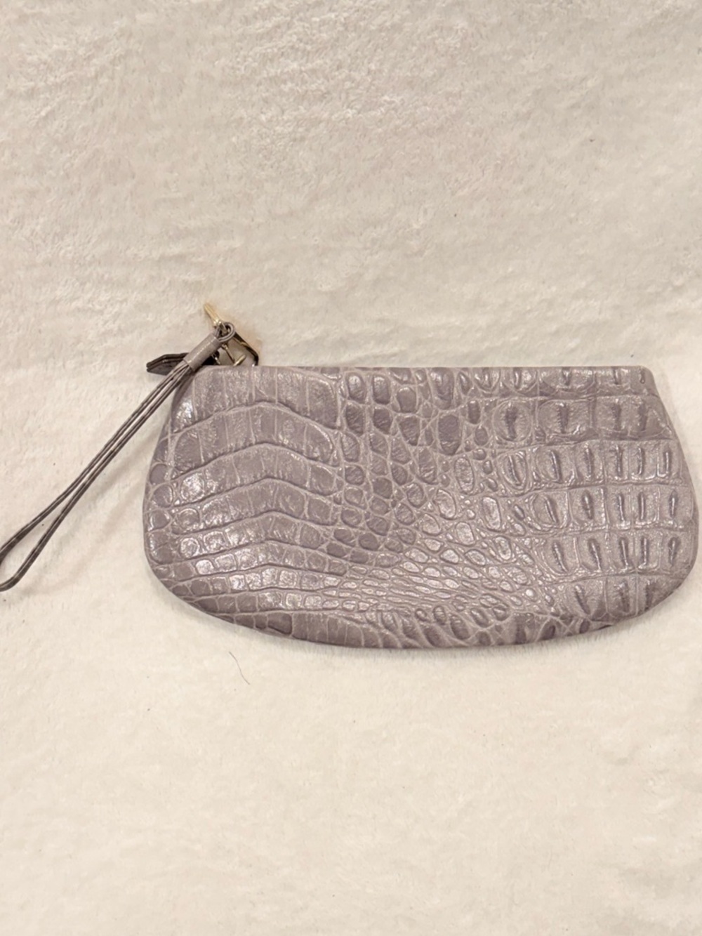 Event Ready! Lodis wristlet clutch metallic croc embossed zip pouch neutral - Picture 6 of 8